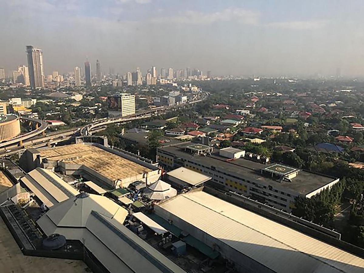 Holiday Inn & Suites Manila Galleria By Ihg Pasig City Exterior foto